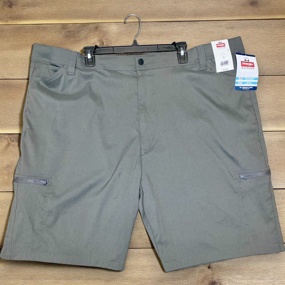 Wrangler Outdoor Performance Cargo Shorts 48 Gray 10" Inseam Hiking Fishing NWT
